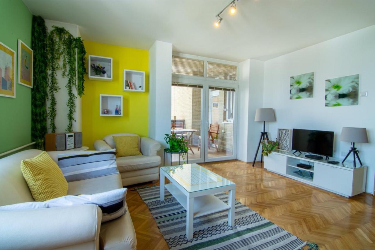 Green Paradise Square Apartment スコピエ エクステリア 写真