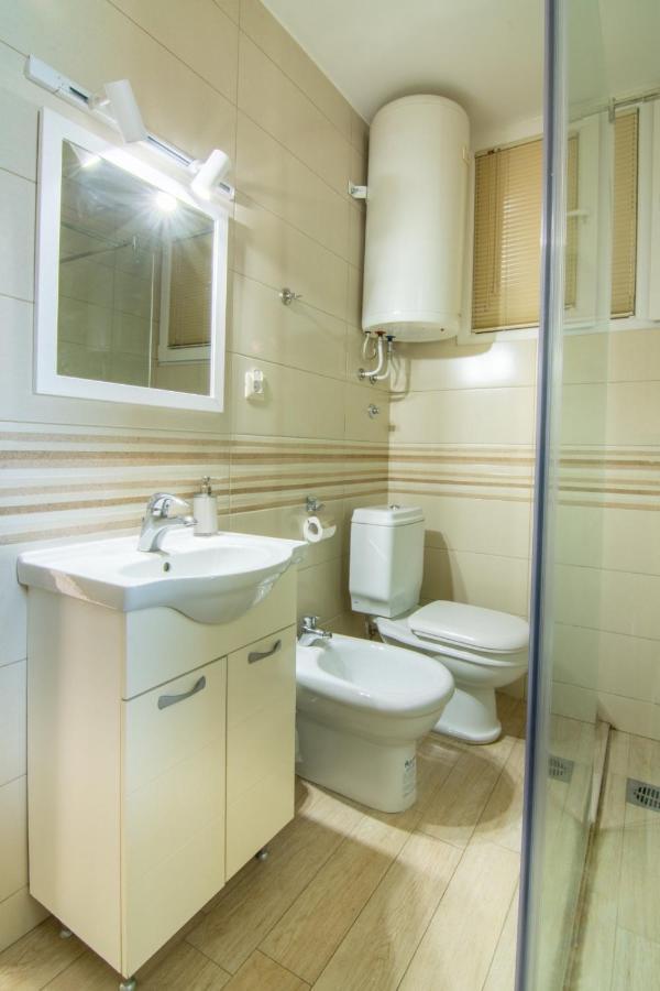 Green Paradise Square Apartment スコピエ エクステリア 写真